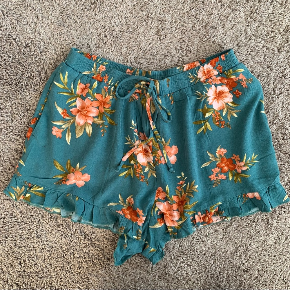 American Eagle Flower Soft Short